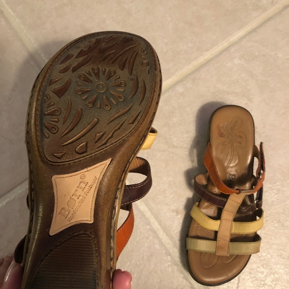 Born leather Sandal. Multi colors size 7. - Picture 5 of 7